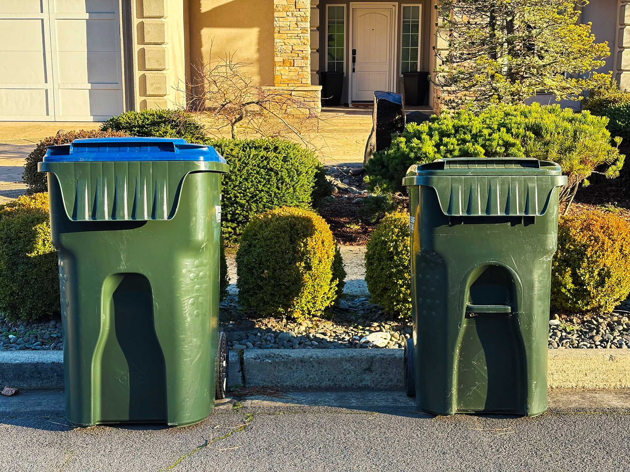 Correct cart placement at curb
